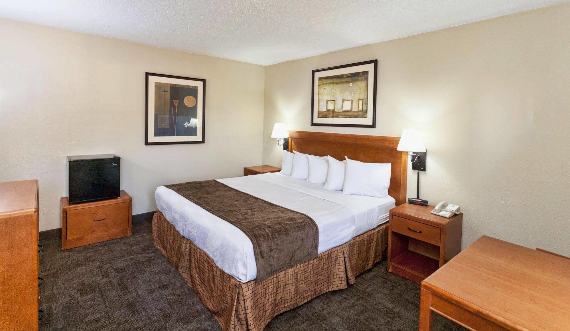Downtown Duluth Inn Экстерьер фото