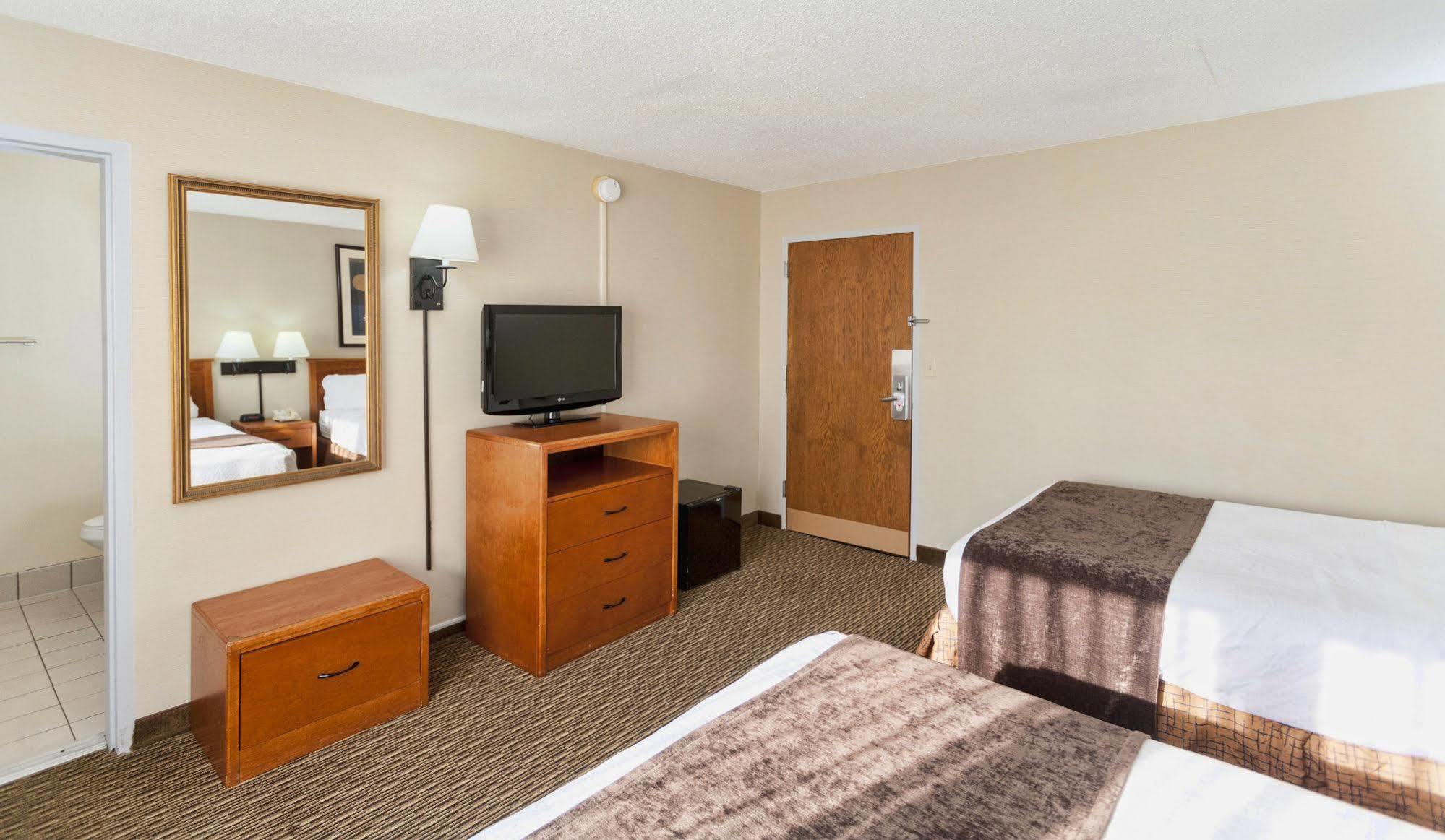 Downtown Duluth Inn Экстерьер фото